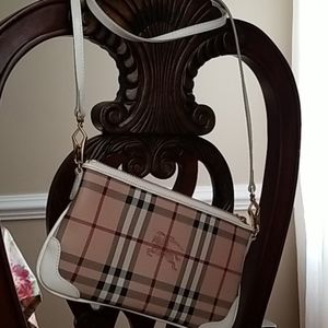 Burberry  peyton haymarket crossbody bag